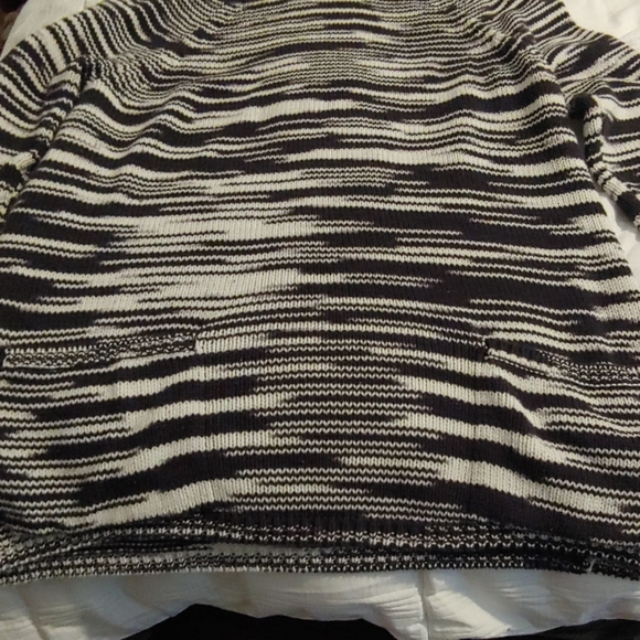 Lucky women's sweater - Picture 3 of 4